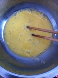 美味的鸡蛋茶做法图解3)
