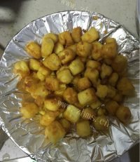 好吃的糖醋黄金豆腐做法图解3)
