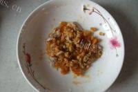 简易咸蛋拌豆腐做法图解5)
