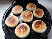 韭菜鸡蛋馅饼做法图解19)