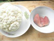 下饭的菜花炒肉做法图解1)