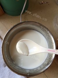 香甜可口的自制酸奶做法图解5)