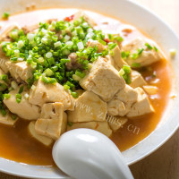 爽口的肉末豆腐做法图解4)