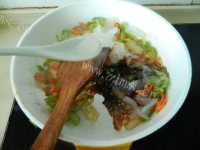 好吃的粉皮肉丝盖浇饭做法图解7)