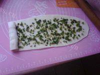 自己做的葱花油饼做法图解5)