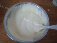 戚风杯子蛋糕做法图解10)
