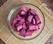 紫薯银耳粥做法图解2)