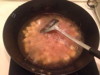 质嫩爽口的土豆炖茄子做法图解6)