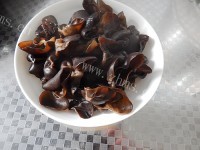简单酸辣秋木耳做法图解5)