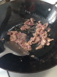 香甜可口的蒜苔肉片做法图解5)