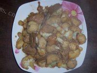 家常菜肉片炒菜花