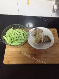家常菜回锅牛肉做法图解1)