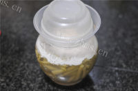 开胃营养酸豆角炒四季豆做法图解1)