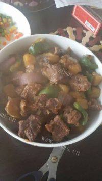 土豆牛肉做法图解10)