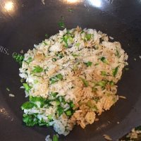 美味的青菜蛋炒饭做法图解6)