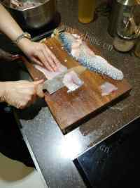 美味的豆花鱼做法图解1)