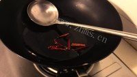 好吃的的蒜香麻辣莴笋丝做法图解7)
