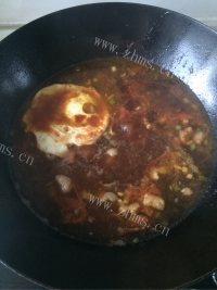 美味的番茄煎蛋面做法图解4)