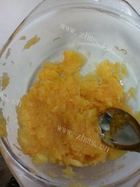 美味的豆沙小南瓜做法图解2)