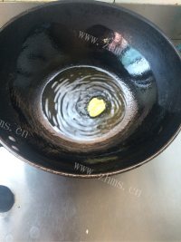 美味的蚕豆瓣炖茄子做法图解4)
