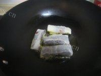 很有食欲的豆沙春卷做法图解4)