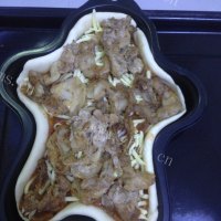 美味的花样烤肉披萨做法图解10)