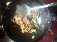 家常菜佛手瓜炒肉做法图解5)