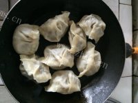 简单的煎饺子做法图解3)