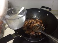 家常菜糖醋排骨做法图解9)