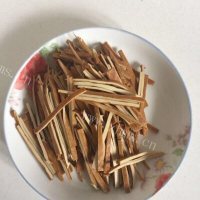 家常菜青椒豆干做法图解1)