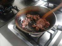 家常菜土豆丝炒牛肉做法图解3)