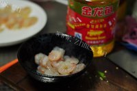 香飘十里的虾仁滑蛋做法图解2)