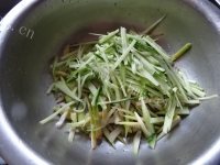 家常菜凉拌竹笋做法图解6)