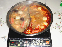 自制鸳鸯火锅汤底做法图解9)