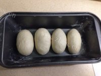 自制肉松吐司做法图解12)