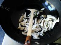 家常菜平菇烧豆腐做法图解4)
