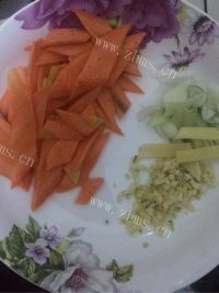 素炒蘑菇做法图解3)