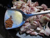 营养美味的豇豆角蒸卤面做法图解5)