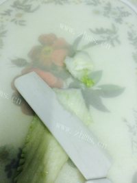 家常菜素炒白菜做法图解3)