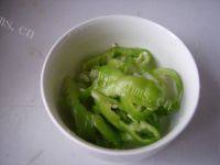 家常菜西红柿辣椒炒鸡蛋做法图解3)