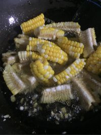 秘制椒盐玉米条做法图解2)