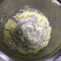 香气浓郁的罗马盾牌饼干做法图解2)
