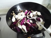 家常菜茄子肉末做法图解4)
