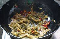 家常菜香辣酸菜肉片做法图解6)