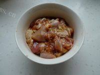 美味的香菇炖鸡腿做法图解5)