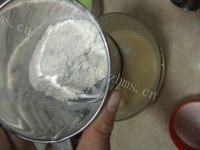 独特的蛋黄饼干做法图解4)