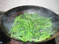 回味的清炒茼蒿