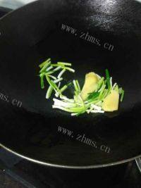 好吃的姜葱炒蟹做法图解2)