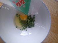 绿色食物之韭菜鸡蛋饼做法图解3)