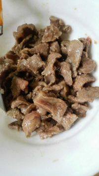 家常菜辣椒炒牛肉做法图解7)